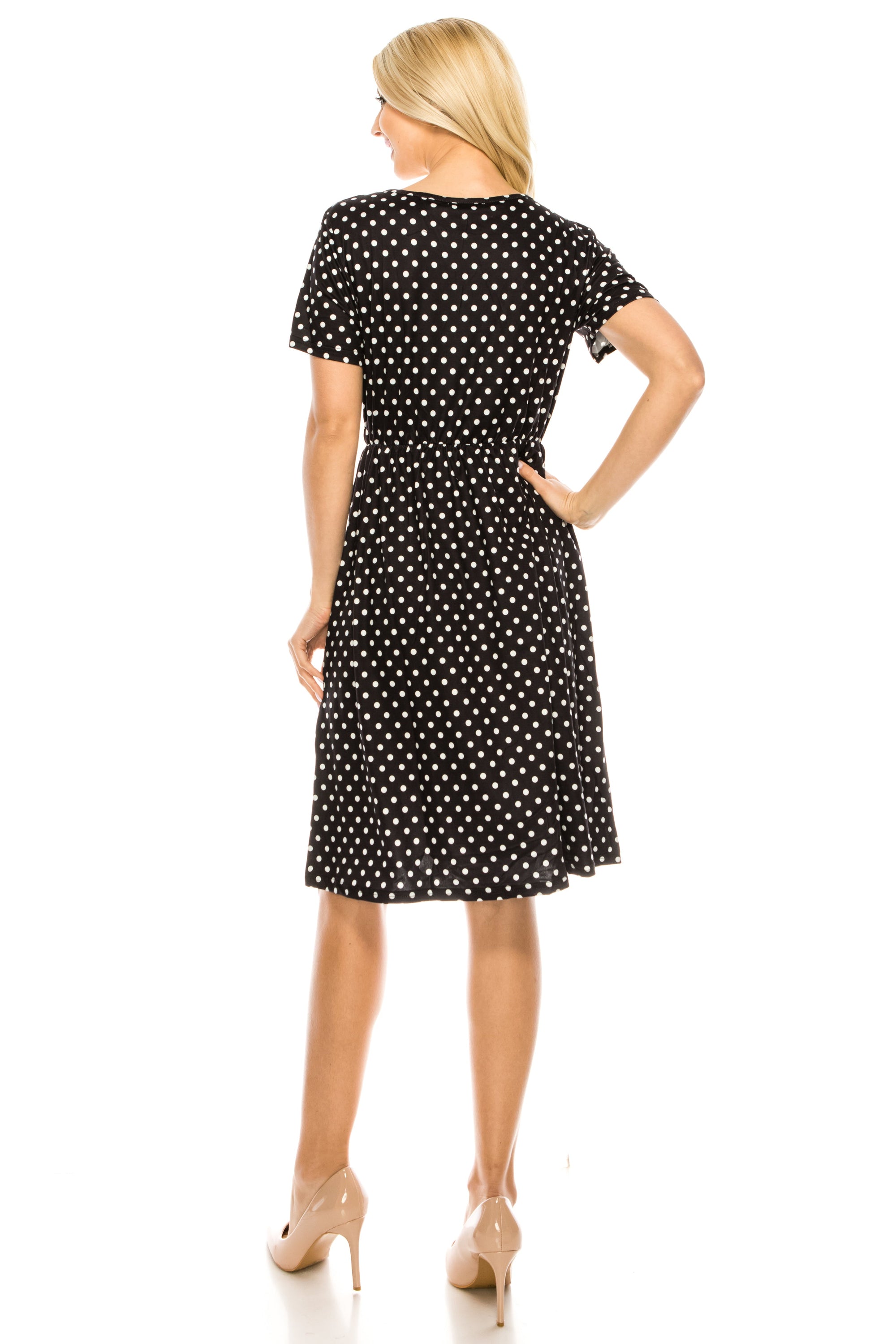 Haute Edition Women's Crewneck Button Down Dress With Front Pockets DAILYHAUTE